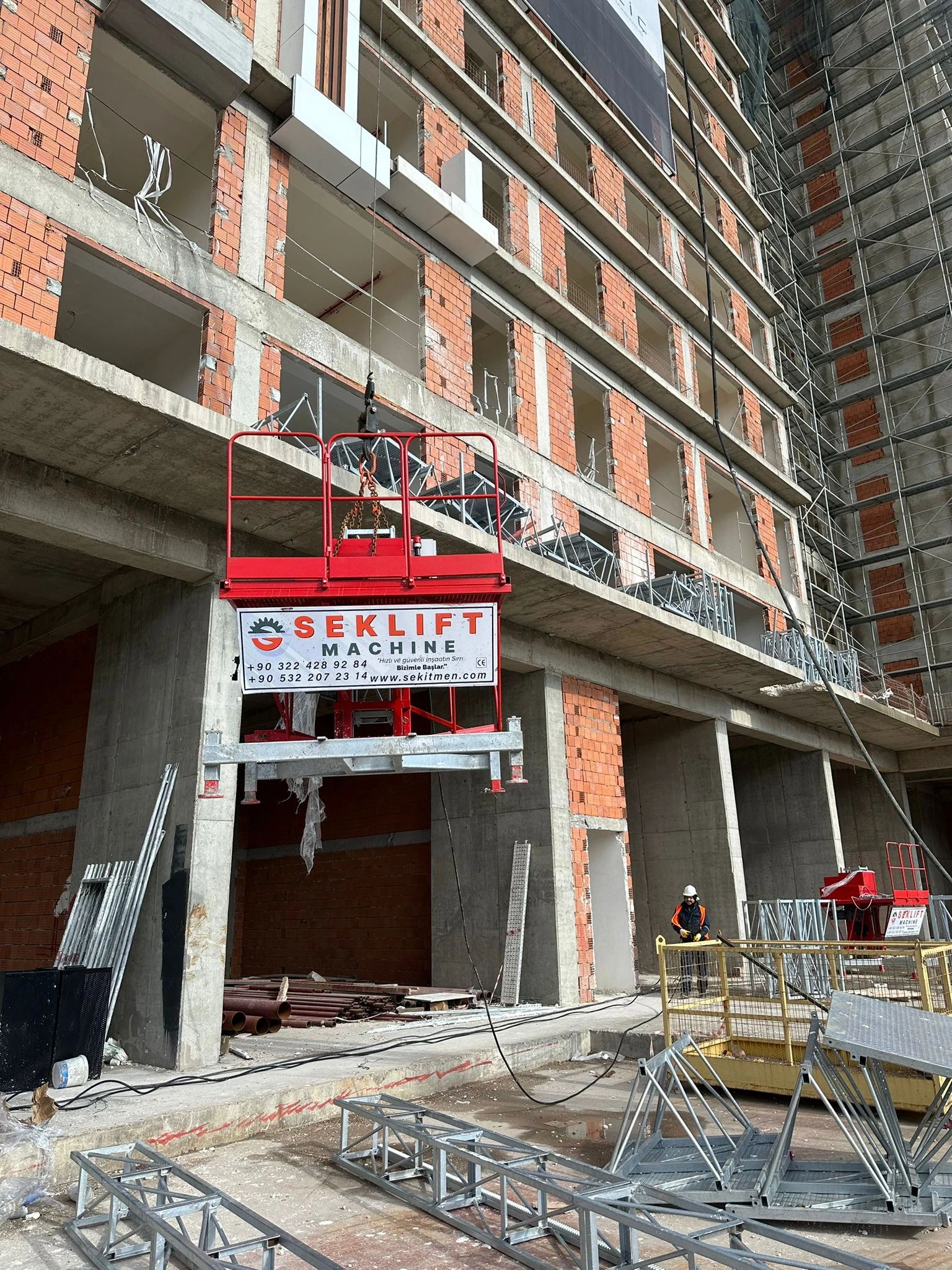 Tesis içinde makine montajı, testleri ve teknik destek
